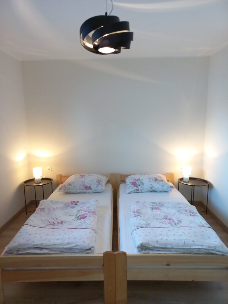 Noclegi przy strumyku - wnętrze apartament 2 osobowy